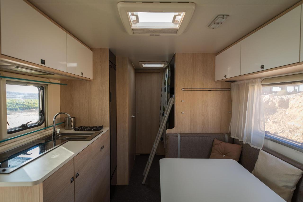 Itav Bateva Caravans - ייטב בטבע קרוואנים Мицпе-Рамон Экстерьер фото