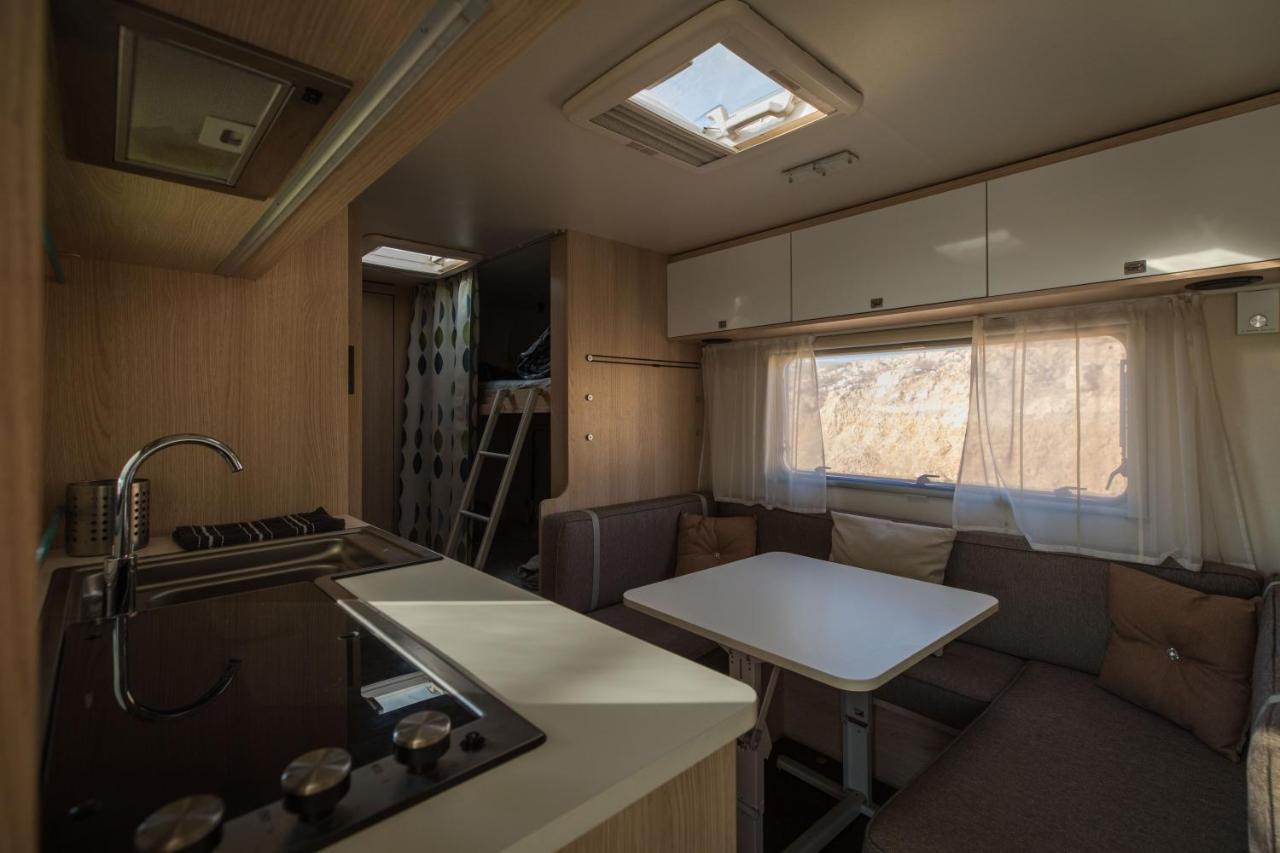 Itav Bateva Caravans - ייטב בטבע קרוואנים Мицпе-Рамон Экстерьер фото