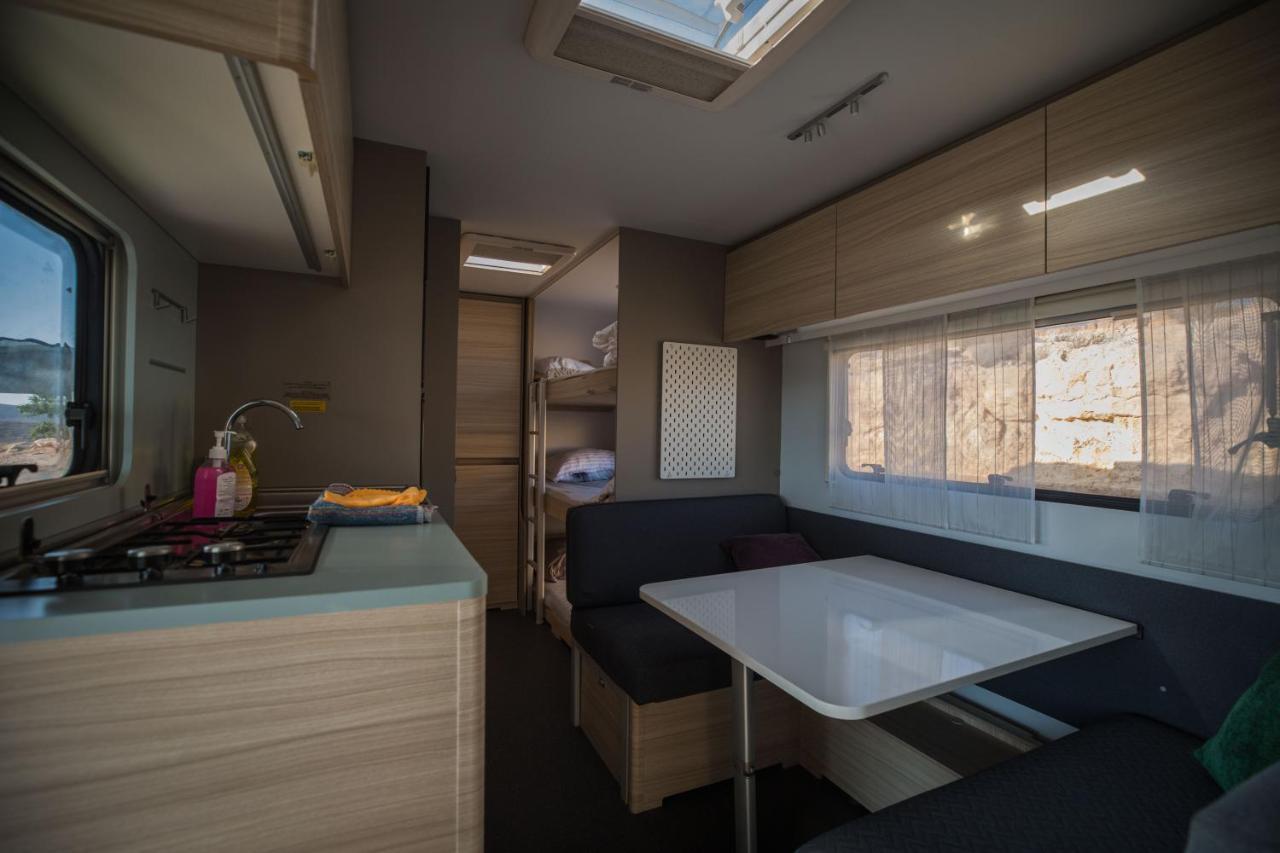 Itav Bateva Caravans - ייטב בטבע קרוואנים Мицпе-Рамон Экстерьер фото