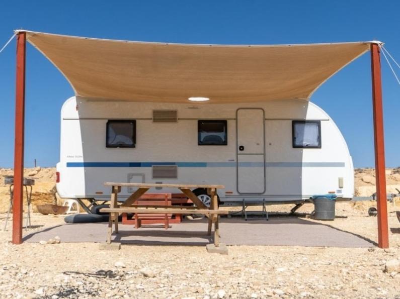 Itav Bateva Caravans - ייטב בטבע קרוואנים Мицпе-Рамон Экстерьер фото